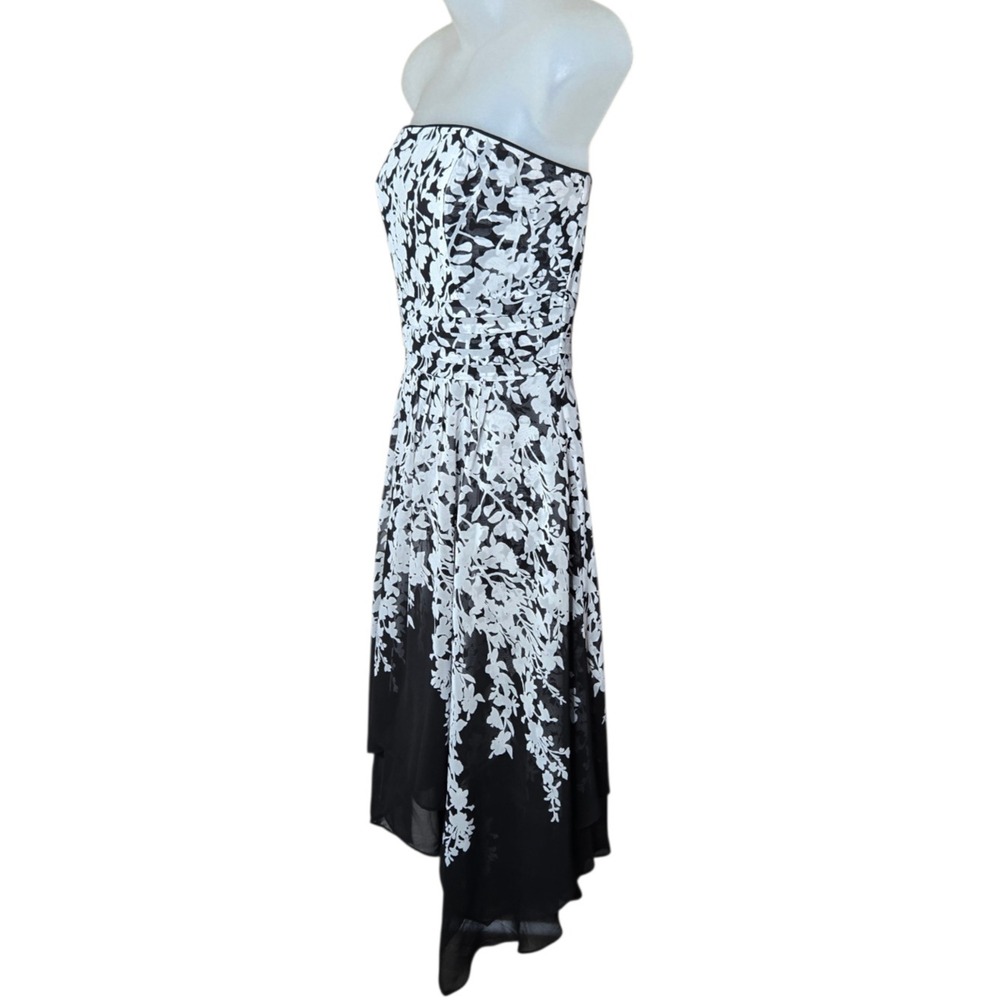 White House Black Market Black and White Strapless Floral Dress - Picture 4 of 9